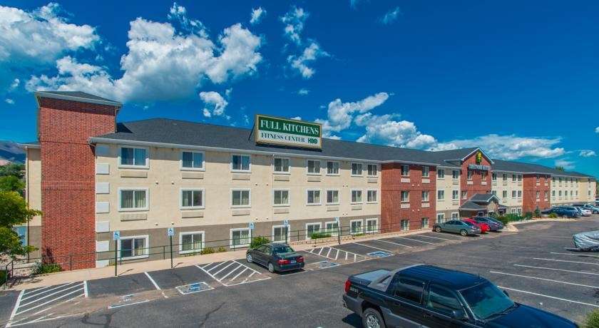 Intown Suites Extended Stay Colorado Springs Exterior photo
